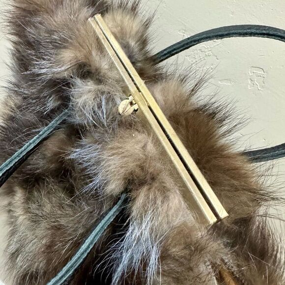 Genuine Fox Fur Handmade Large Tote/Metal Clip & Leather Handles Bag/Crossbody - Picture 16 of 16